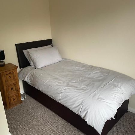 The Swallows Popular Location 3 Bedroom House Free Wi-Fi And Sky Tv In All Rooms Rough Close Exterior foto
